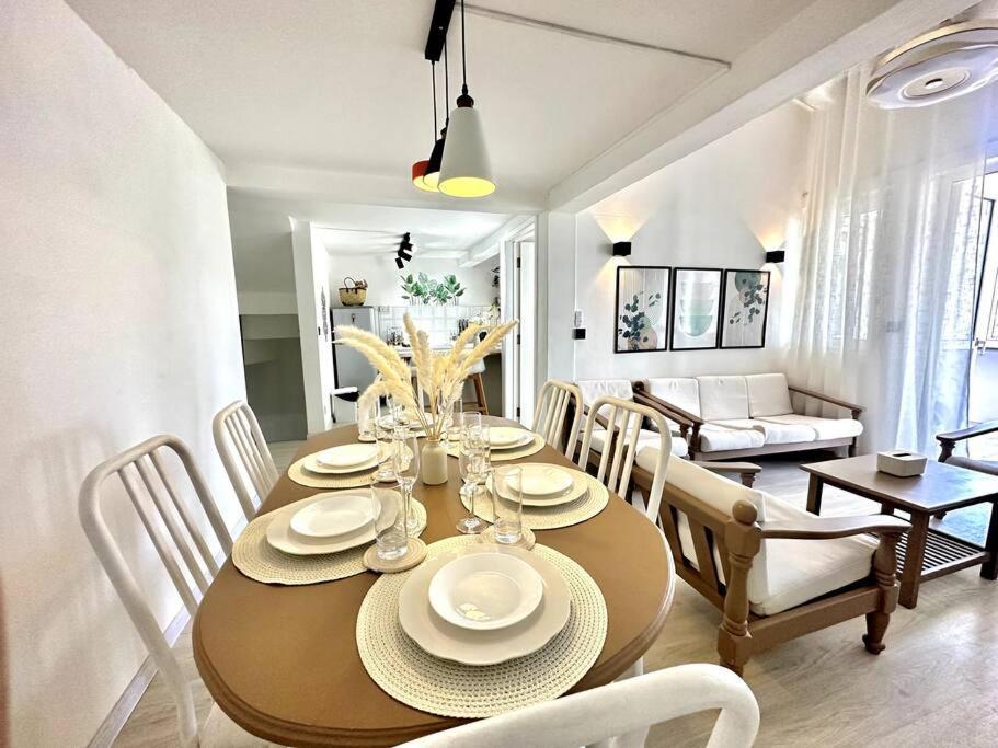 3 Bedroom Beachside Apartment - 30 Secs From Beach Flic en Flac Екстер'єр фото